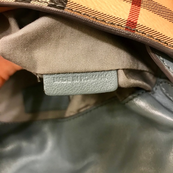 Burberry Handbag - Picture 6 of 7